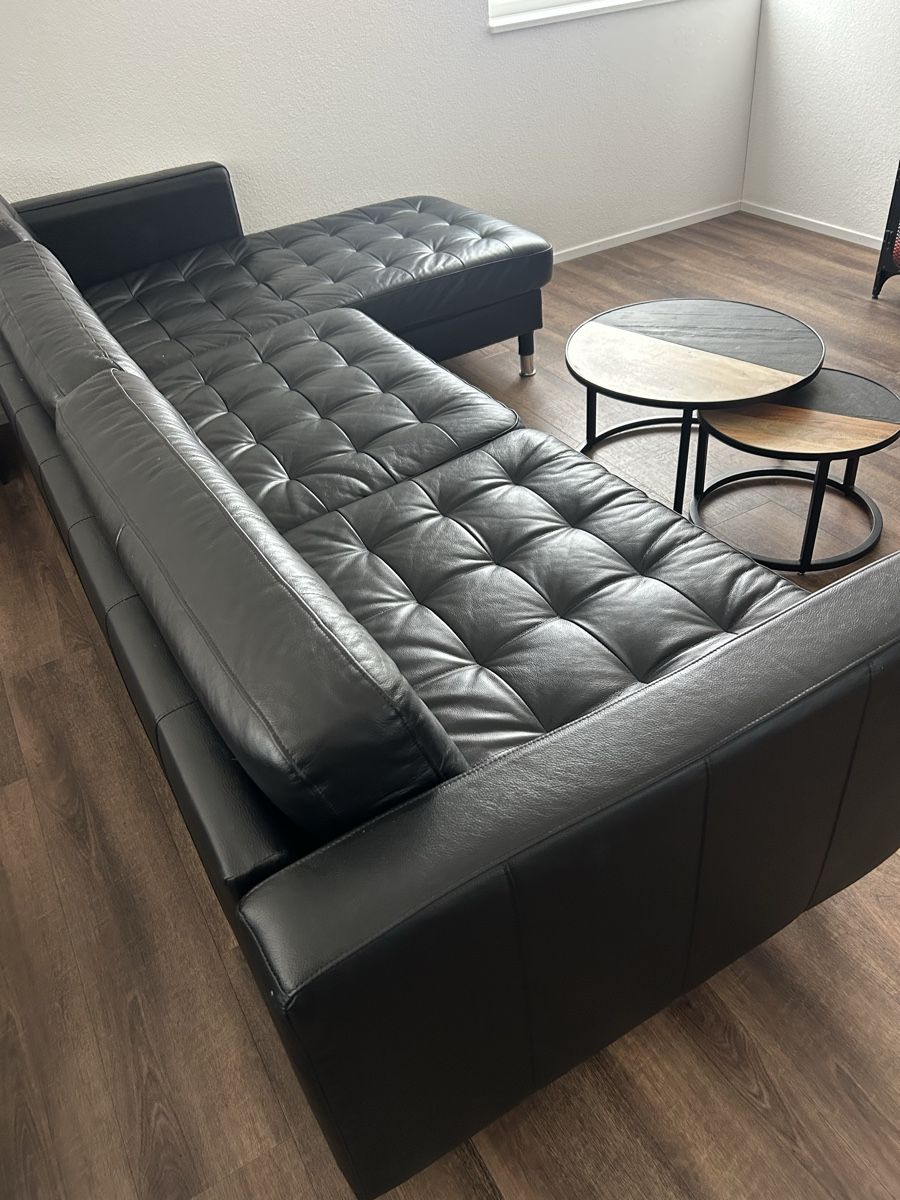 Ikea Divani: Ecksofa Leder schwarz – Usato da Bern venduto da dom_zfq8 2