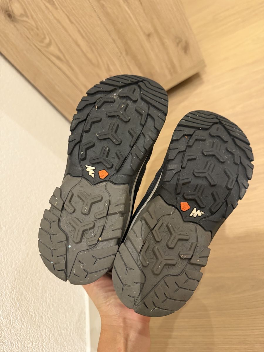 Decathlon Scarpe per ragazze: Quechua Crossrock Wanderschuhe Gr.35 – Usato da Therwil venduto da srosselli 3