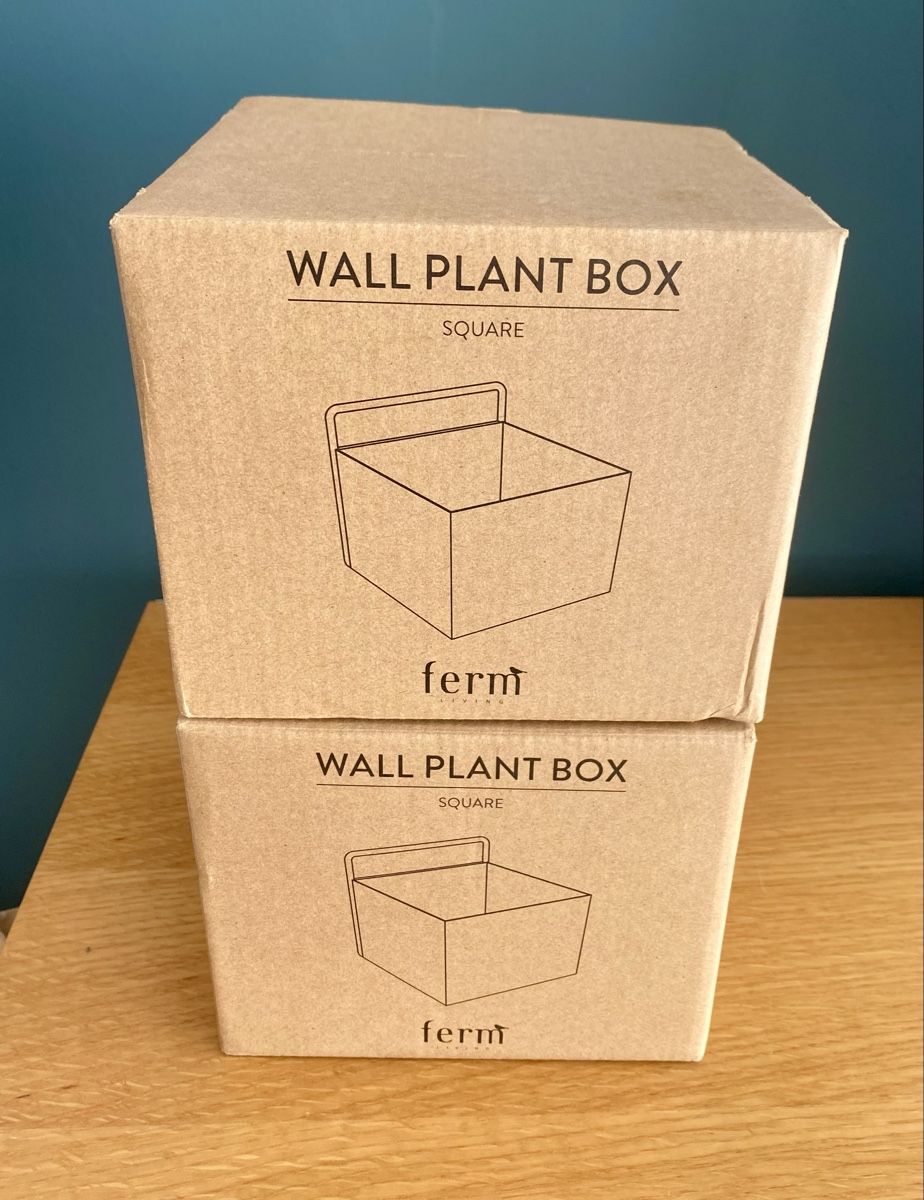 Ferm living Blumentöpfe: 2x Ferm Living Wall Box Square – Neu und originalverpackt aus Lausanne von HomeDepose