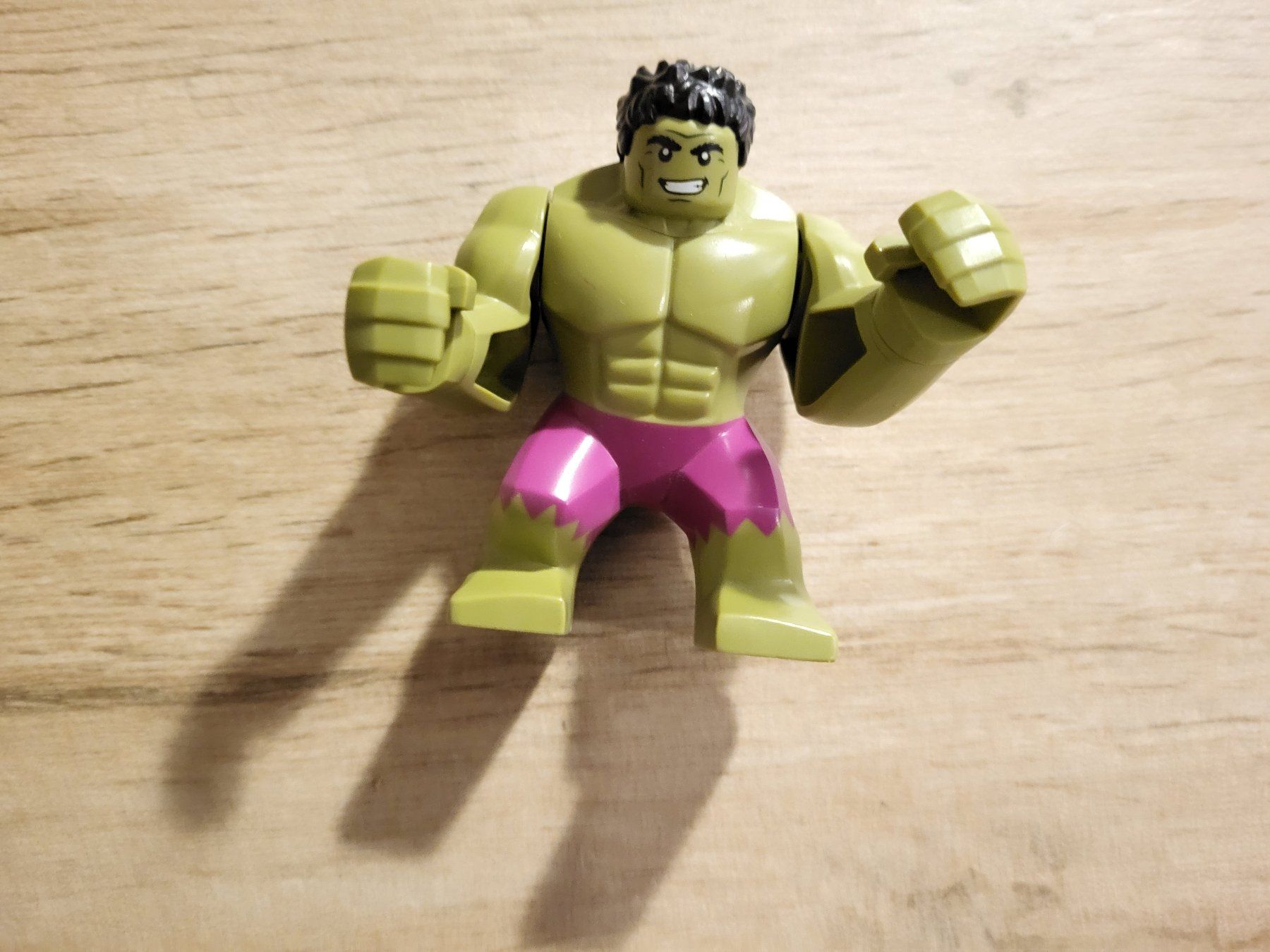 Lego Spielzeuge: Lego Marvel Hulk – Gebraucht aus Vucherens von Marine-DM