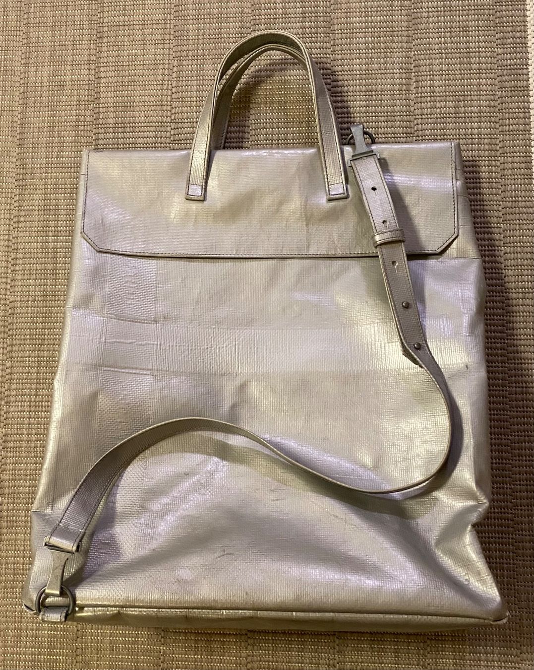 Freitag Borse: FREITAG TASCHE Reference R514 SCHULTE grau/silber – Usato da Bern venduto da Mimmo00 1