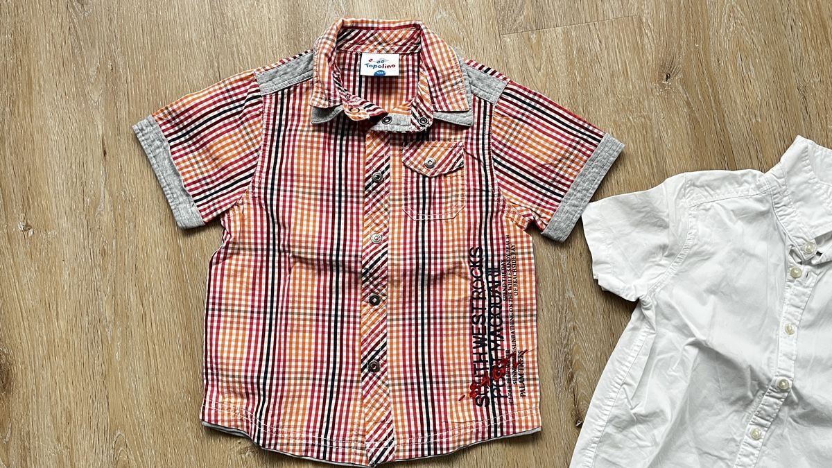 Lotti & Set di vestiti: 2 hübsche Hemden Gr. 104 – Usato da Sulz AG venduto da Zissi31324 1