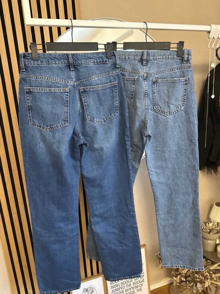 Jeans: Jeans, 2 Stück, Gr. 36 – Usato da Horn venduto da FashionFlowerCh 1