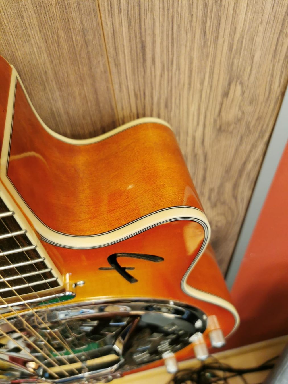 Fender Musikinstrumente: Fender FR50CE Resonator - Gitarre  – Gebraucht aus hinwil von Perlinchi 5