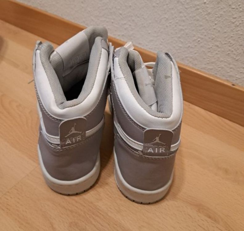 Nike Chaussures hommes: Nike Air Gr 38 – D'occasion à Binz par julijuli 3