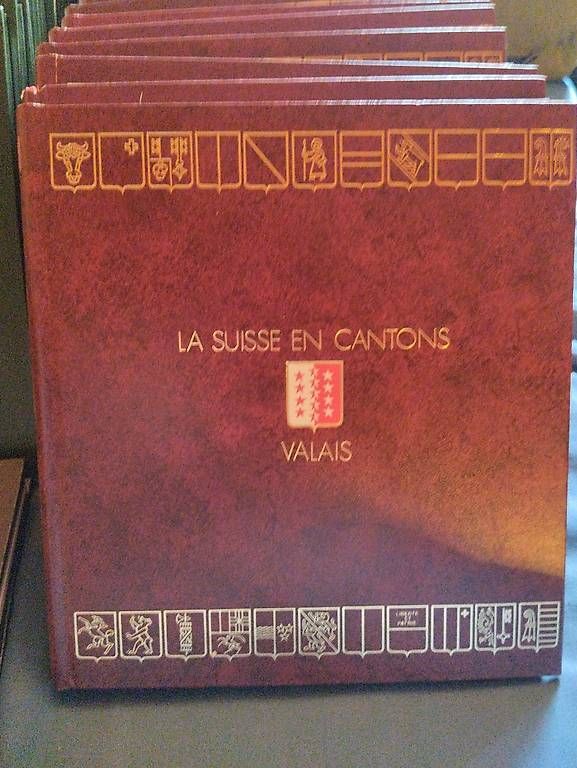 Libri: RELIQUES SUISSE  – Usato da Saxon venduto da nat_xb2h