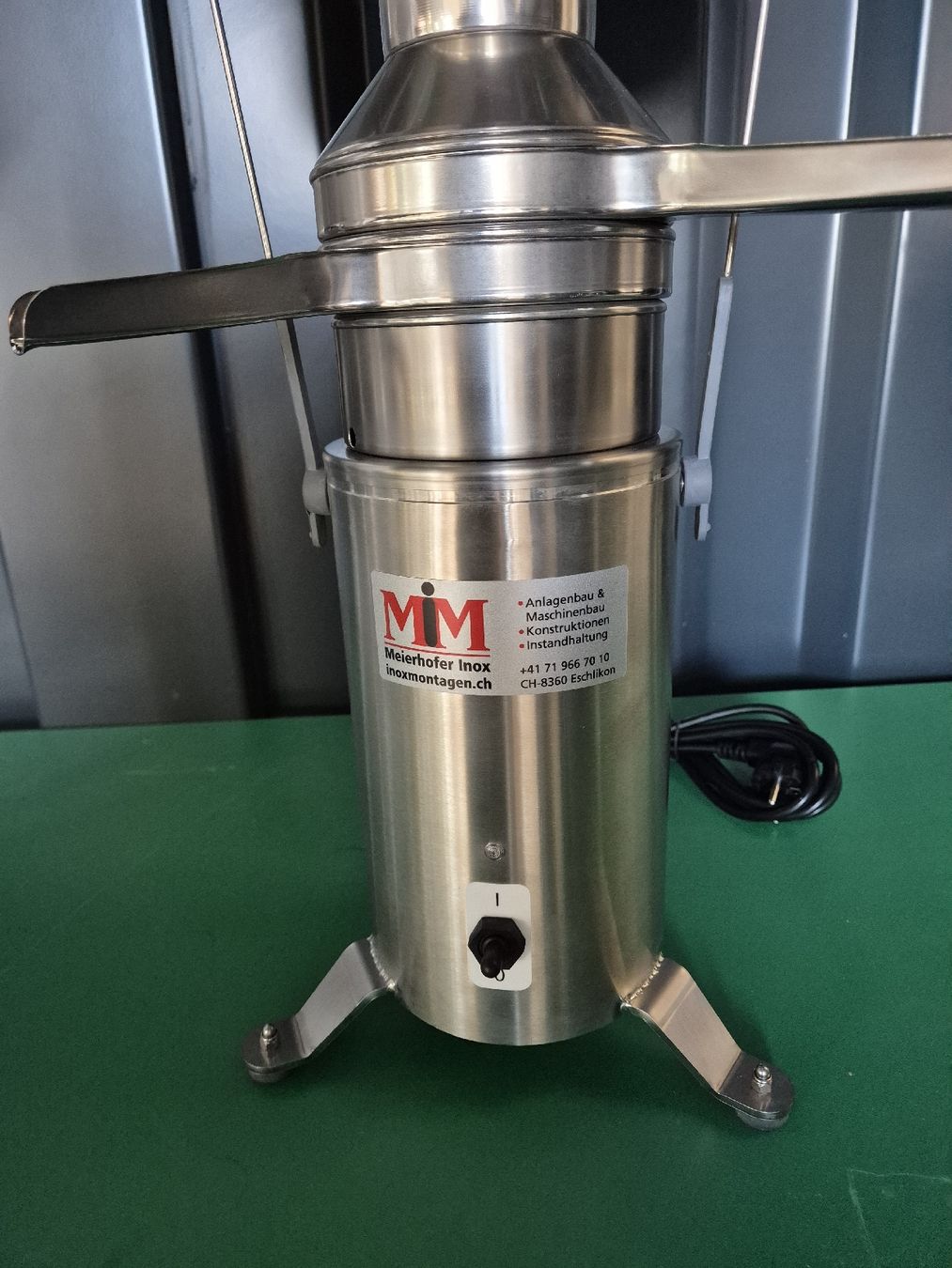 Toutes les machines: Milchseparator  Edelstahl  130 L / Std. – Neuf avec emballage d'origine à Eschlikon TG par Meierhofer-Inox 1