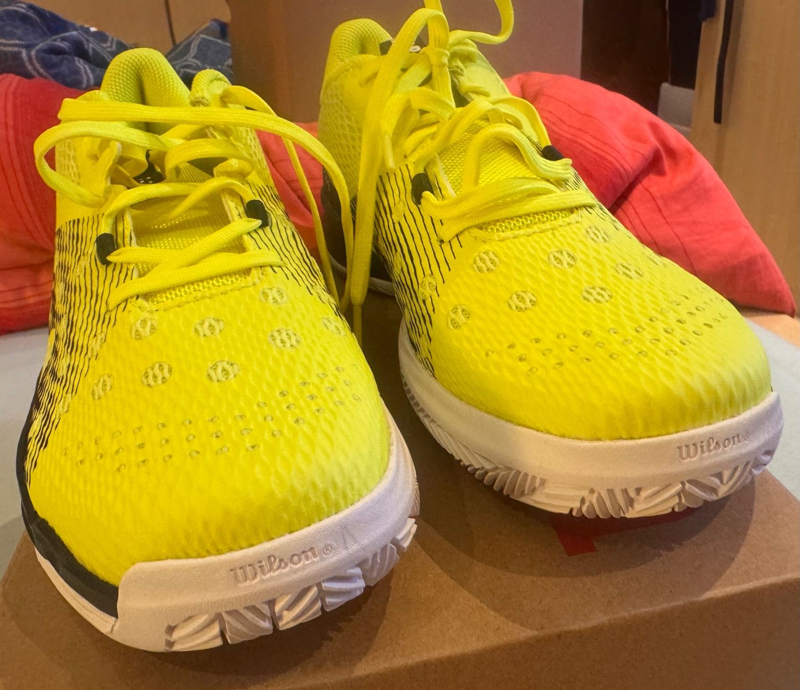 Scarpe da uomo: **** WILSON HURACN TEAM EU 41 1/3 **** – Nuovo e nell'imballaggio originale da Giumaglio venduto da soloemi 1
