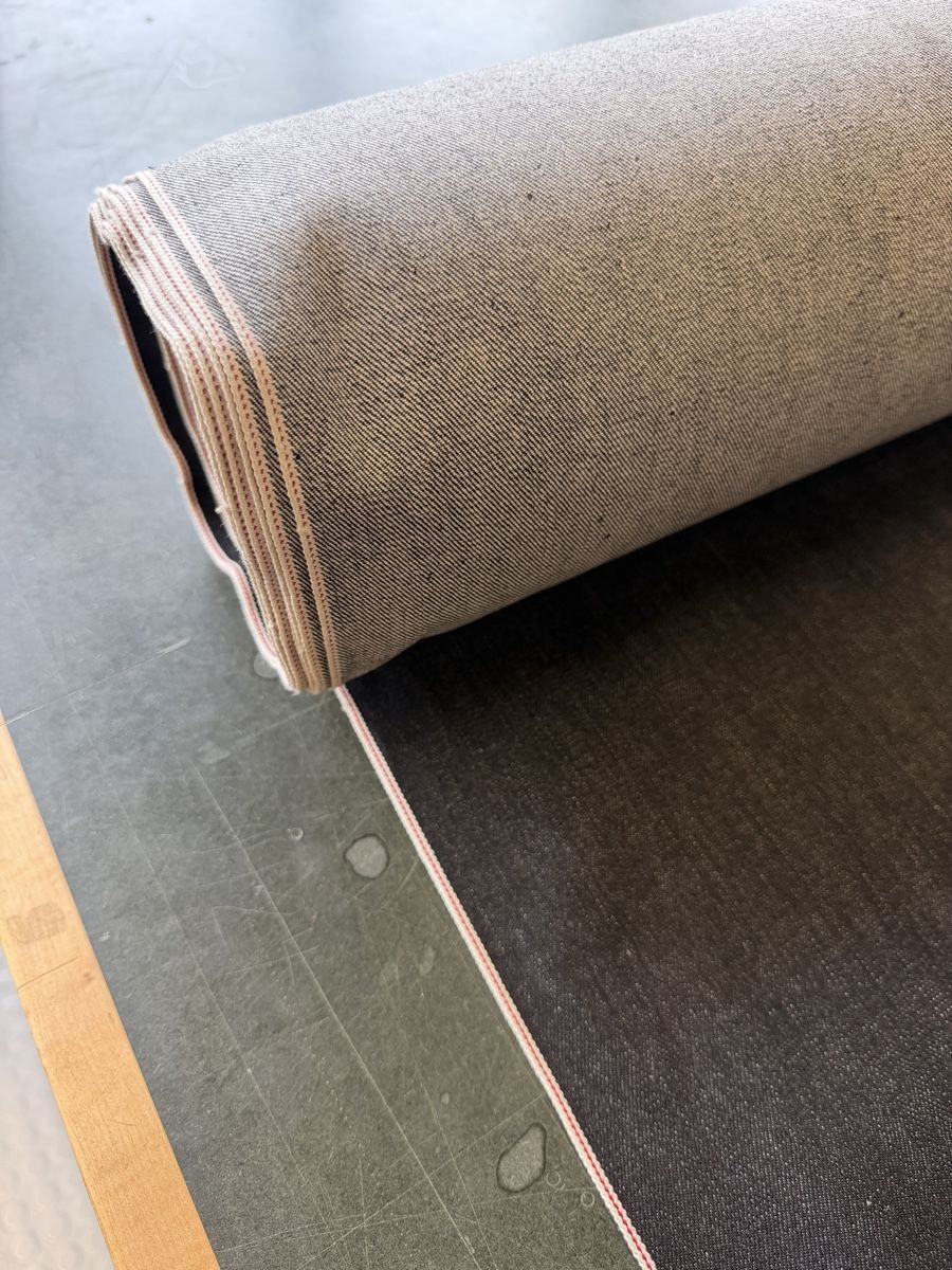 Stoffe: Selvedge Raw Denim 25m – Neu und originalverpackt aus Dübendorf von resellzurich 3