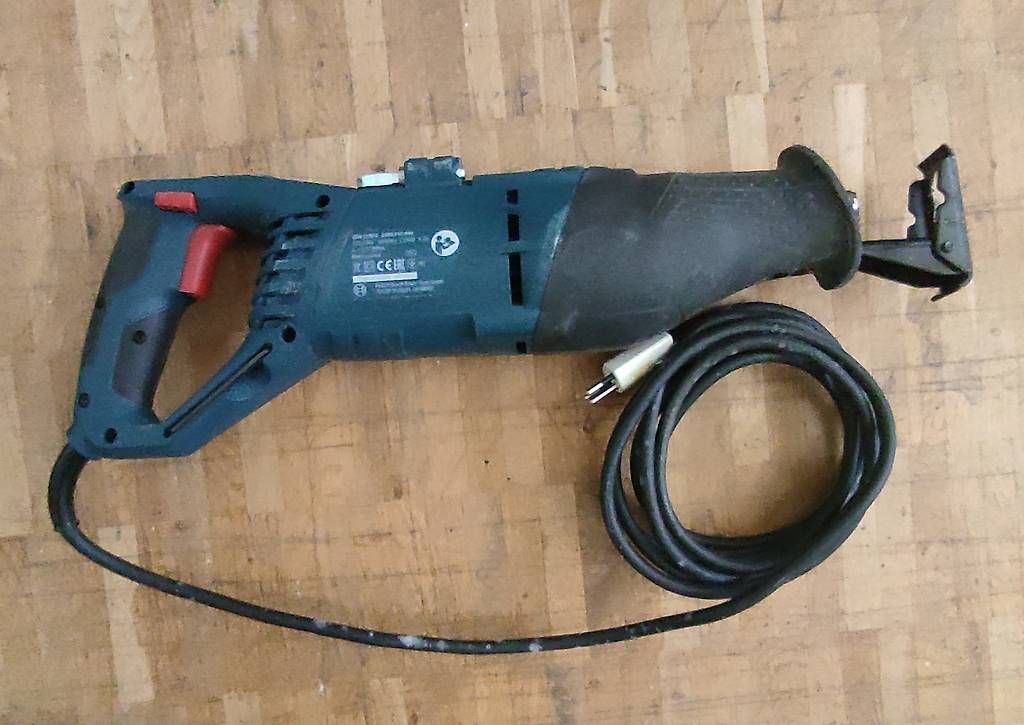 Bosch Seghe: Bosch GSA 1100E Professional – Usato da BASEL venduto da E-Bro.Electro 2