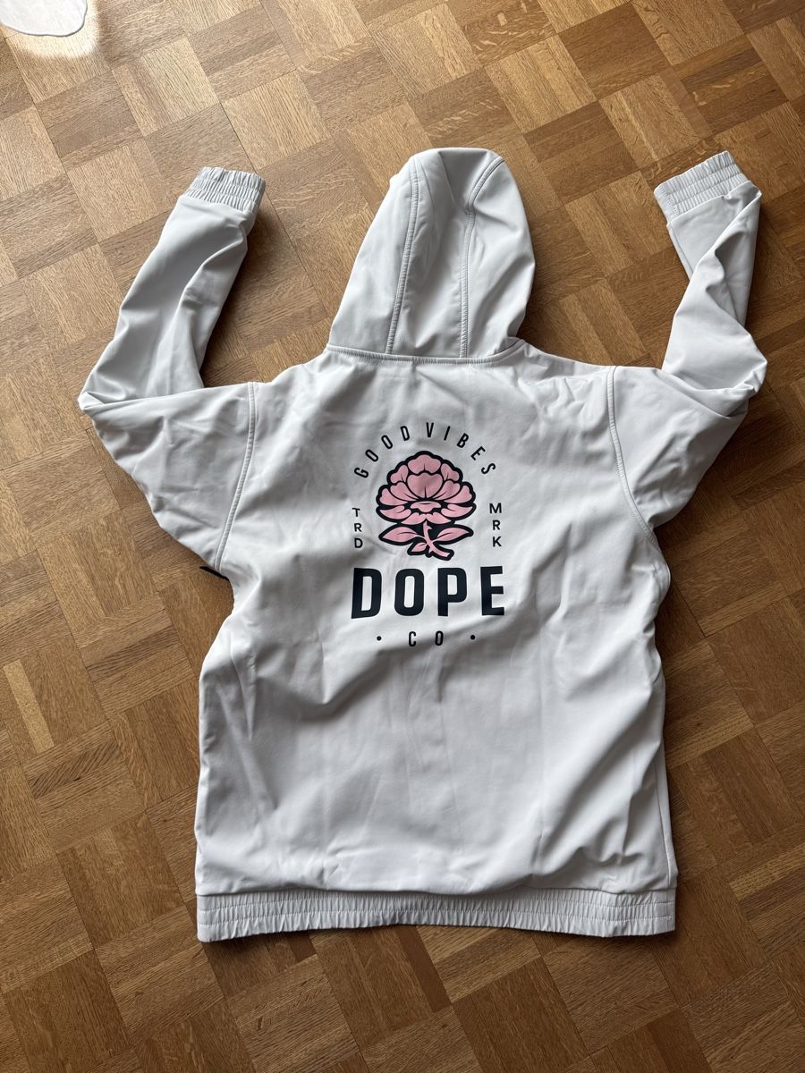 Giacche: Dope Snowboardjacke – Usato da Pratteln venduto da ger_qdj9 1