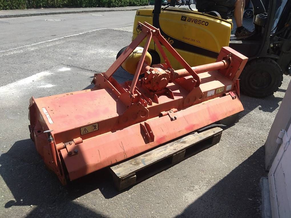 Tutte le macchine: Frontmulcher – Usato da Alpnachstad venduto da martin.hug 4