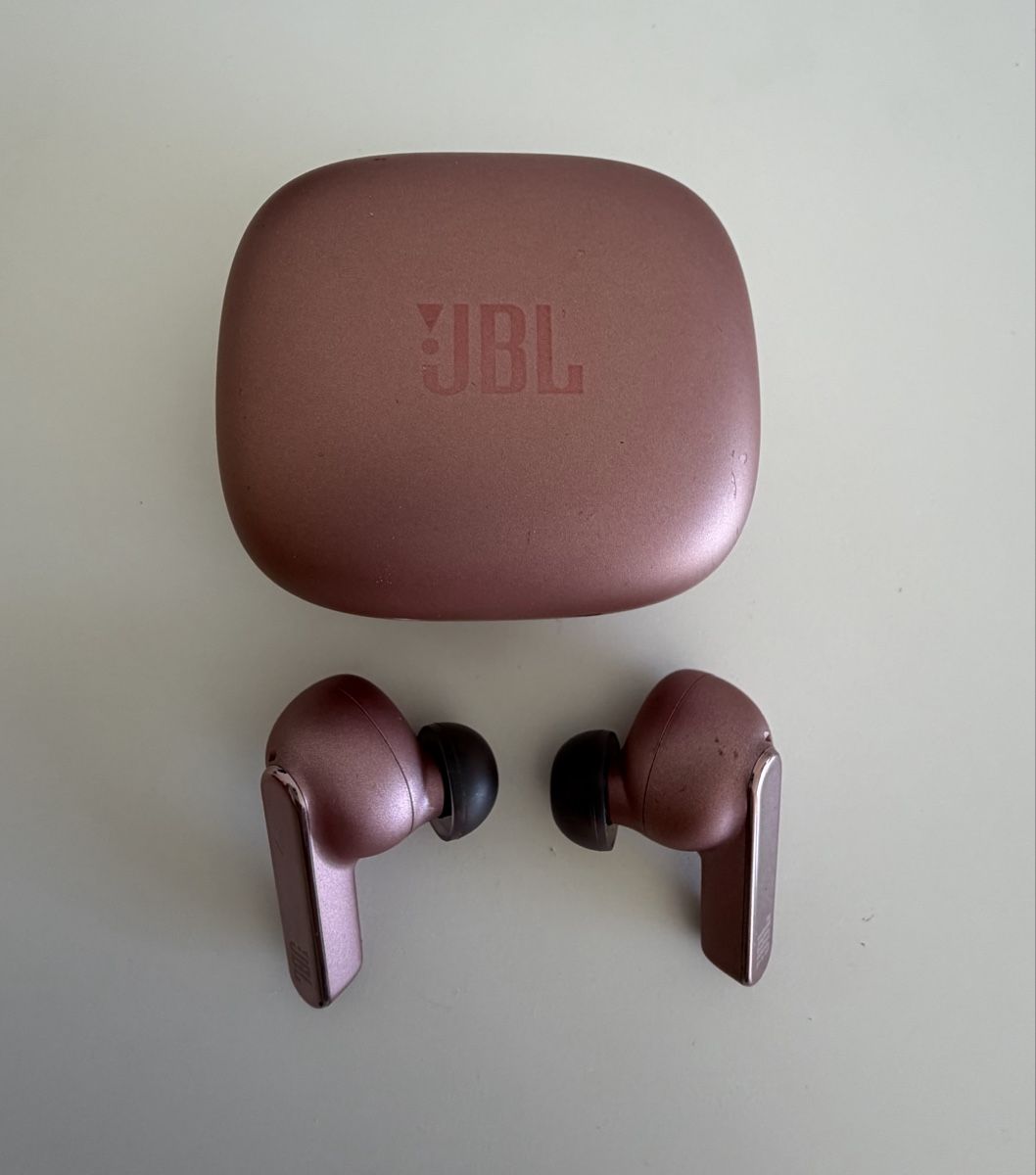 JBL Casques audio: JBL Live Pro 2 Rose TWS Wireless Earbuds  – D'occasion à Füllinsdorf par hae_gt9l 1