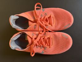 Baskets Nike t.35