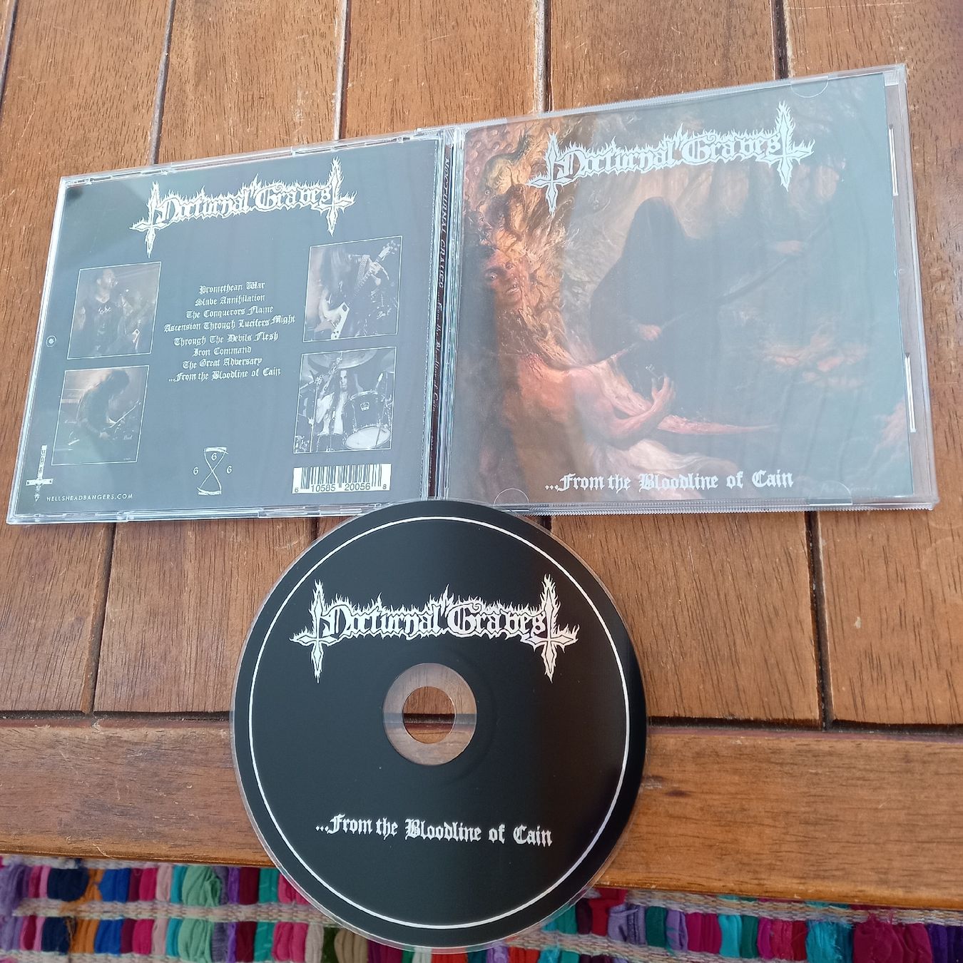 CD: nocturnal graves- from... – Usato da St-Cergue venduto da VeganWarrior