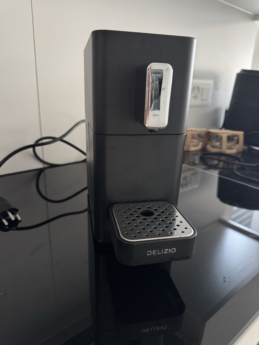 Delizio Macchine per caffè & Macchine per espresso: Kaffeemaschine Delizio Carina – Usato da Kaltbrunn venduto da Lealui 1