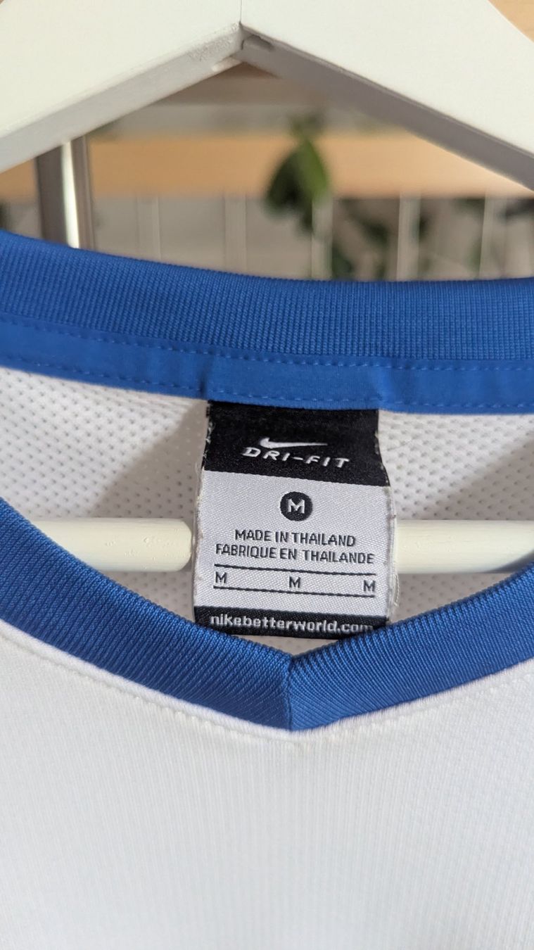 Canottiere & Pantaloni: Fc Zürich 2013 Heim Trikot – Usato da Zürich venduto da DebsBre 2