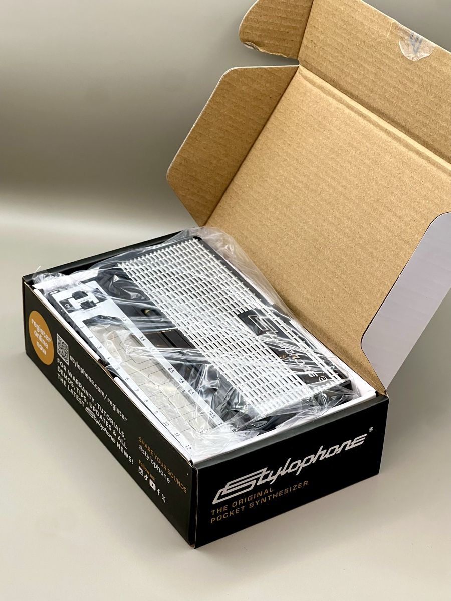 Musikinstrumente: Vintage Stylophone Pocket Synthesizer – Neu und originalverpackt aus Bern von RussianDoll 9