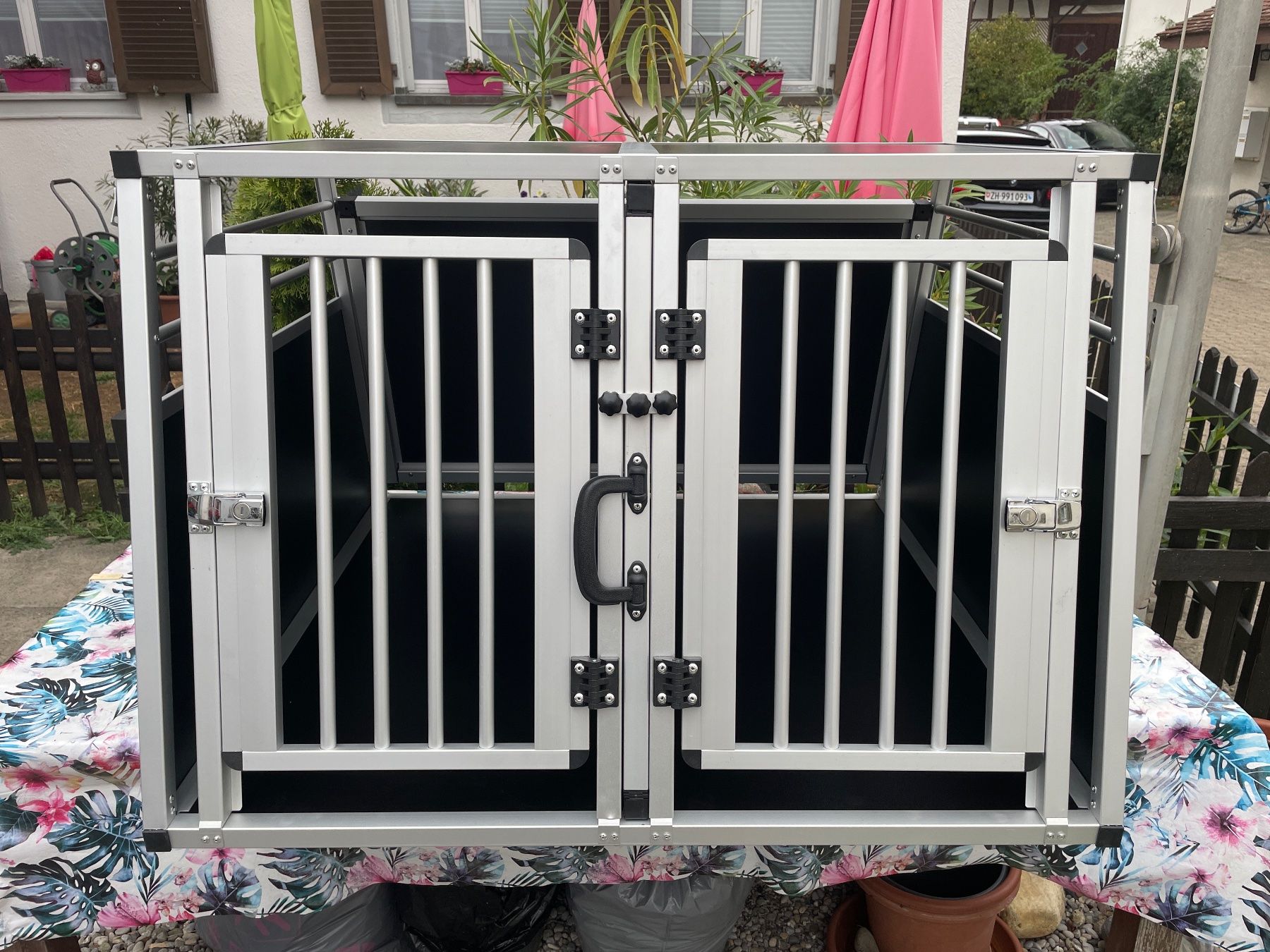 Niches, paniers: Hundebox – D'occasion à Wil ZH par 620