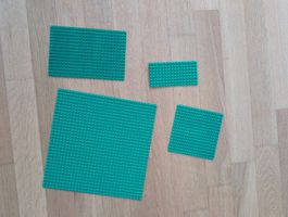 Lego Bauplatten grün 4 Stück gebraucht