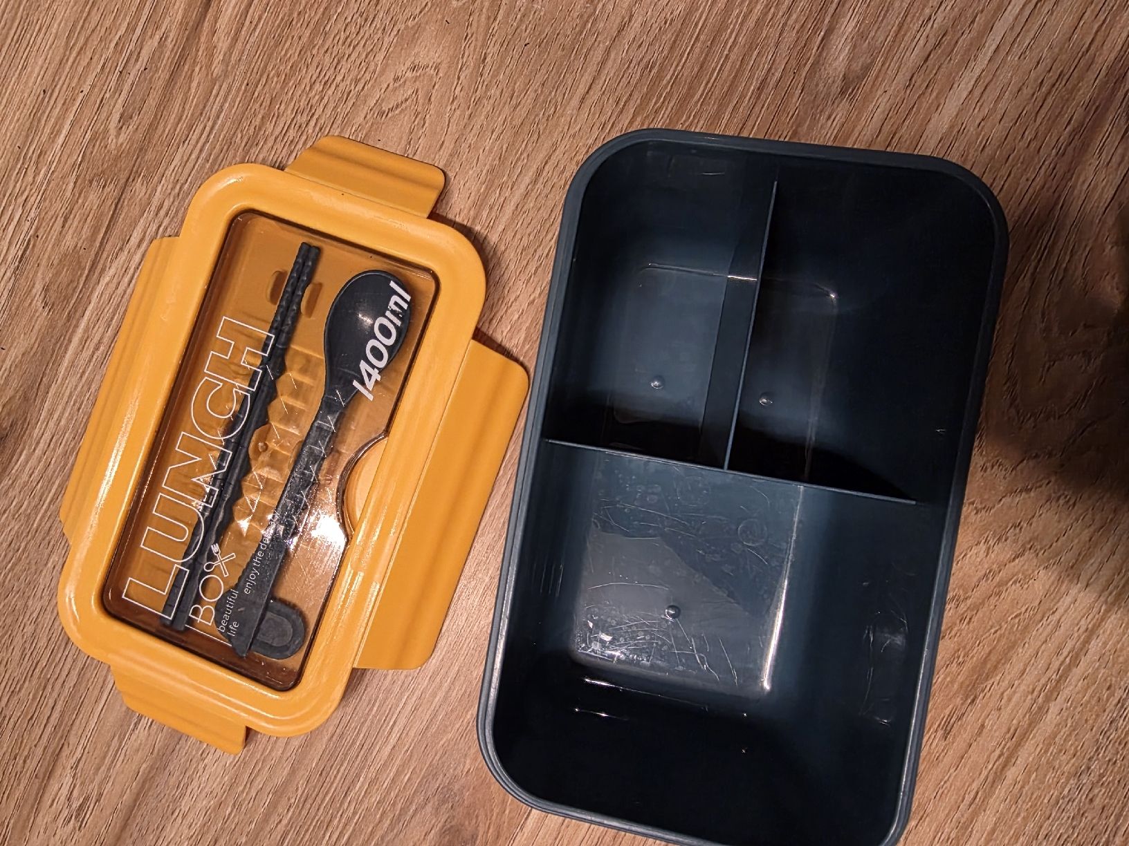 Contenitori & Simili: 2x Lunchbox / Brotdose 1400ml, mit Besteck – Usato da Brüttisellen venduto da Miralaurea 1
