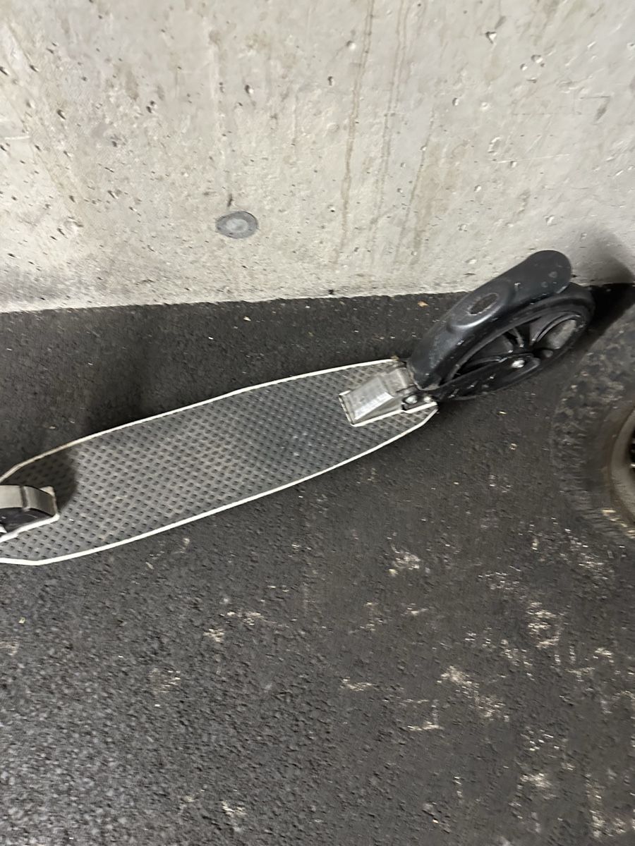 Kickboard: Trottinett – Usato da Volketswil venduto da Gujo 3