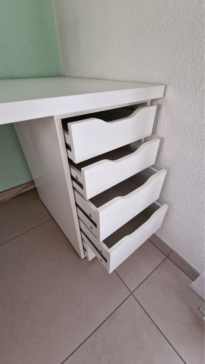 Ikea Schreibtische: Schreibtisch weiss mit Schubladen – Gebraucht aus Wiedlisbach von Sistershop 3