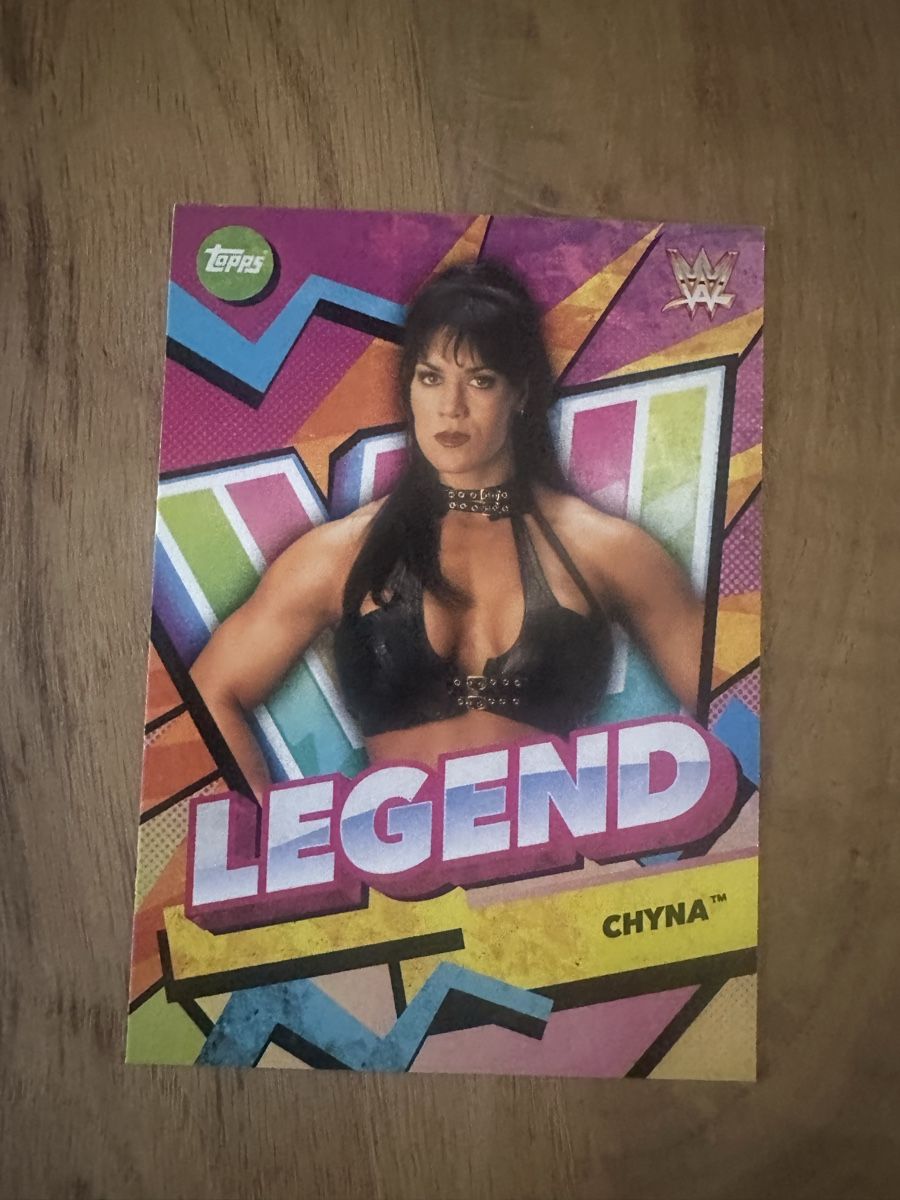 Topps Carte collezionabili: Chyna WWE Legend Topps – Nuovo (secondo la descrizione) da Luzern venduto da LuzernTCGLab