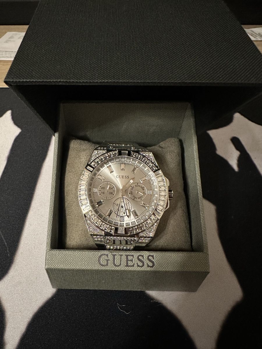 Guess Orologi: Guess Uhr – Nuovo e nell'imballaggio originale da Visp venduto da locosshop