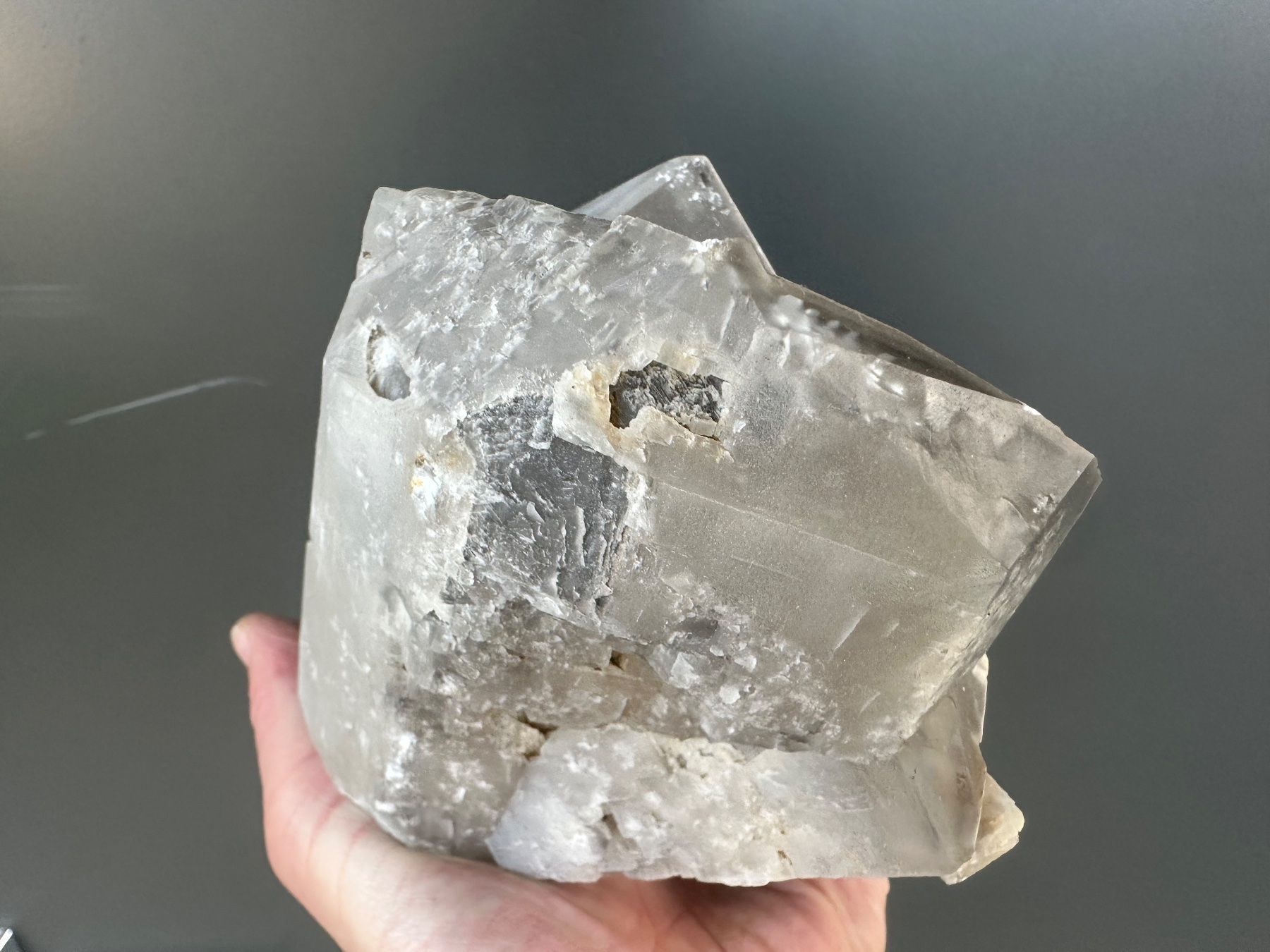 Minerali & Pietre curative: Calcit Kristallhöhle Kobelwald – Usato da Oberuzwil venduto da Crystall0 8