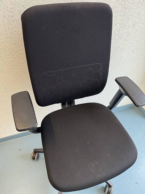 Chaises: Büro Stühlen  – D'occasion à Aesch BL par Onir.c 1