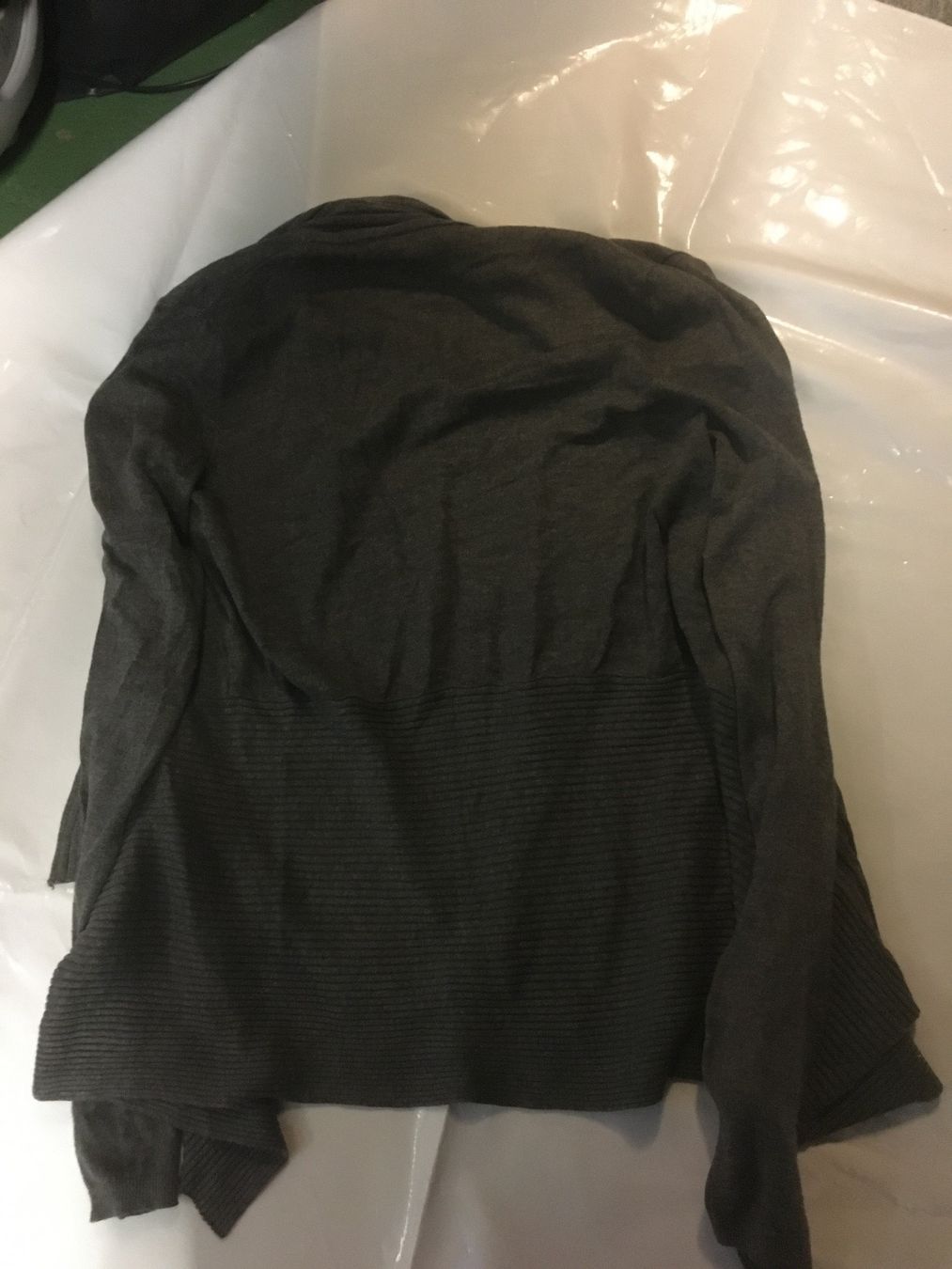 Giacche: Strickjacke – Usato da Schaffhausen venduto da ann_g6tx 1