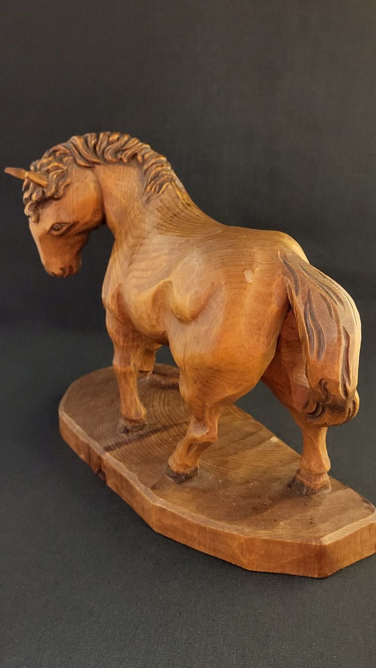 Statuette: Handgeschnitztes Pferd / Gaul – Usato da Basel venduto da spinne02