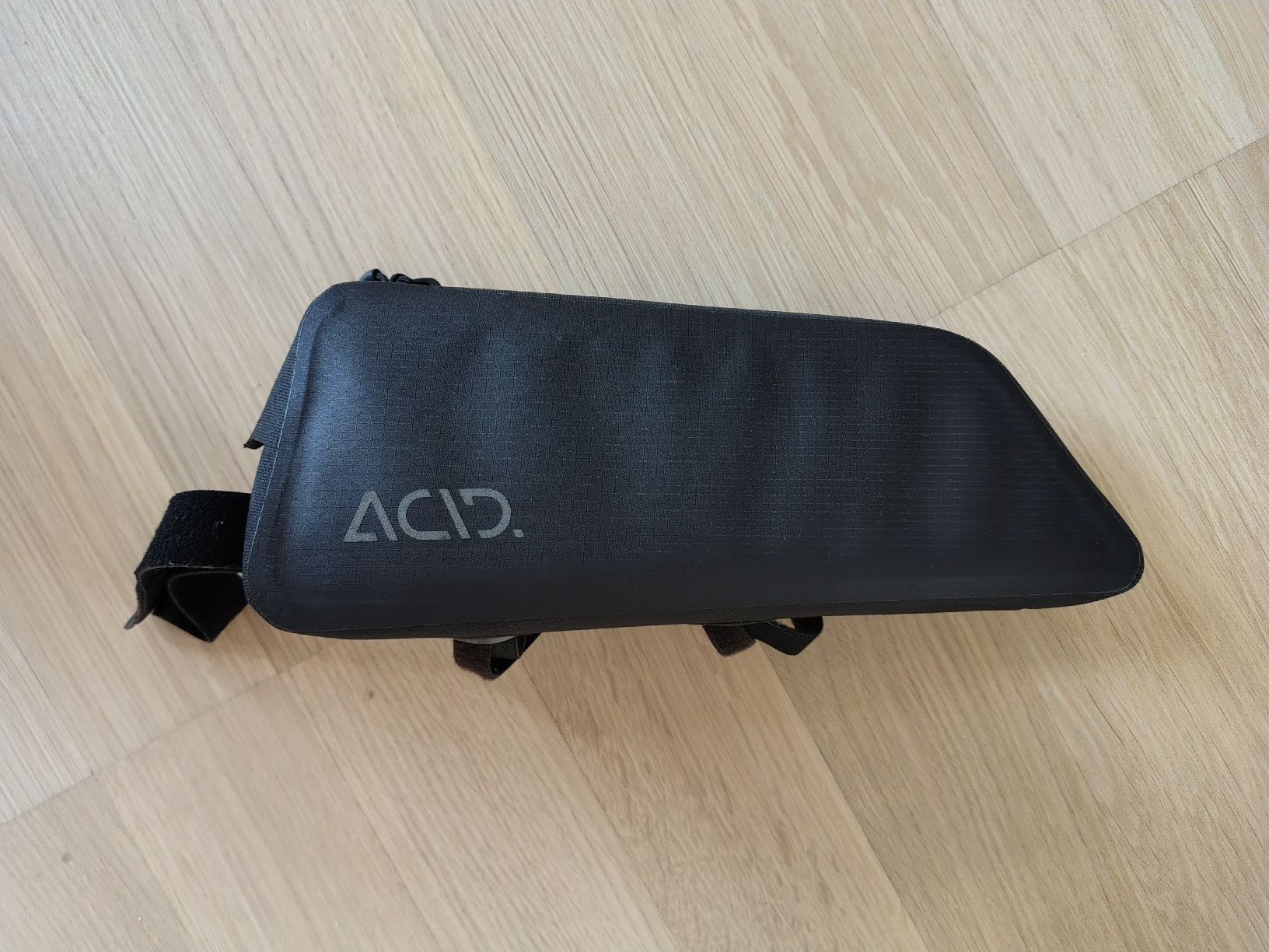 Sacs: Oberrohrtasche Acid – D'occasion à Regensdorf par szo_xjg5 2