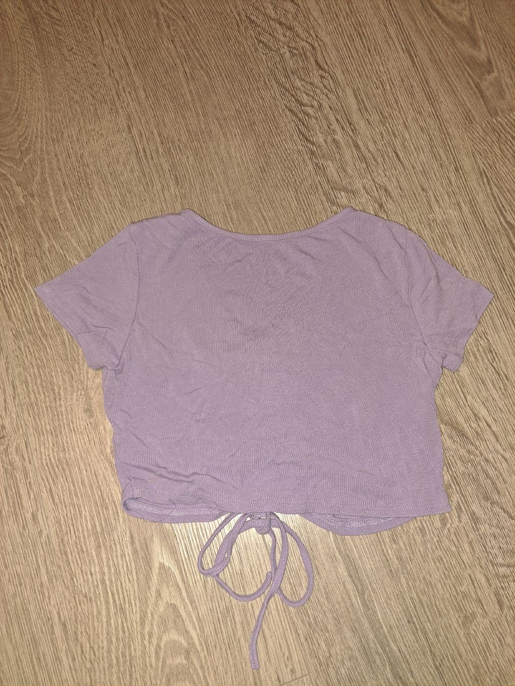 Tally Weijl T-Shirts: Trendiges Crop Top, Gr. S, Lila – Gebraucht aus Wetzikon ZH von secondhandsfashion 1