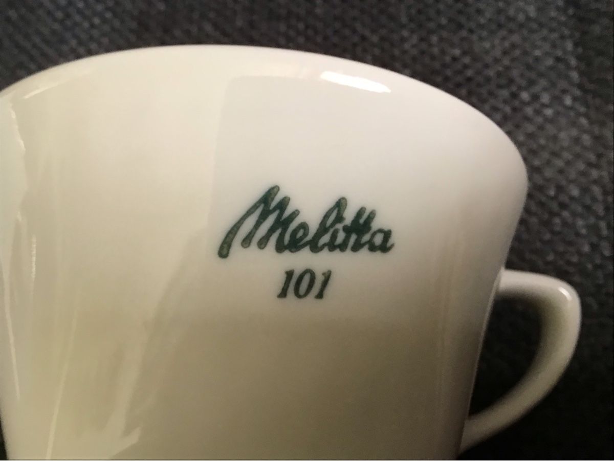Küchengeräte: Alter Melitta Porzellanfilter – Gebraucht aus St. Gallen von Goldlilly 2