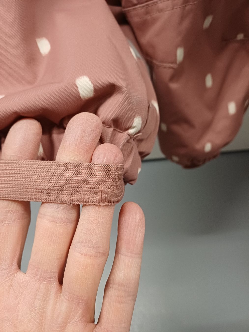 Completi: Schneeanzug Grösse 80 + Mütze – Usato da Walde AG venduto da fashionstyles 4