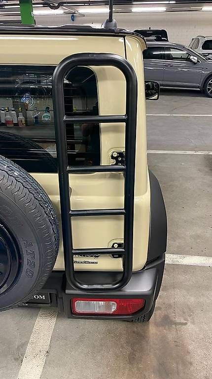 Suzuki Sonstiges Fahrzeugzubehör: Heckleiter für Suzuki Jimny – Neu (gemäss Beschreibung) aus Schindellegi von GlobalCarTrading_AG 2