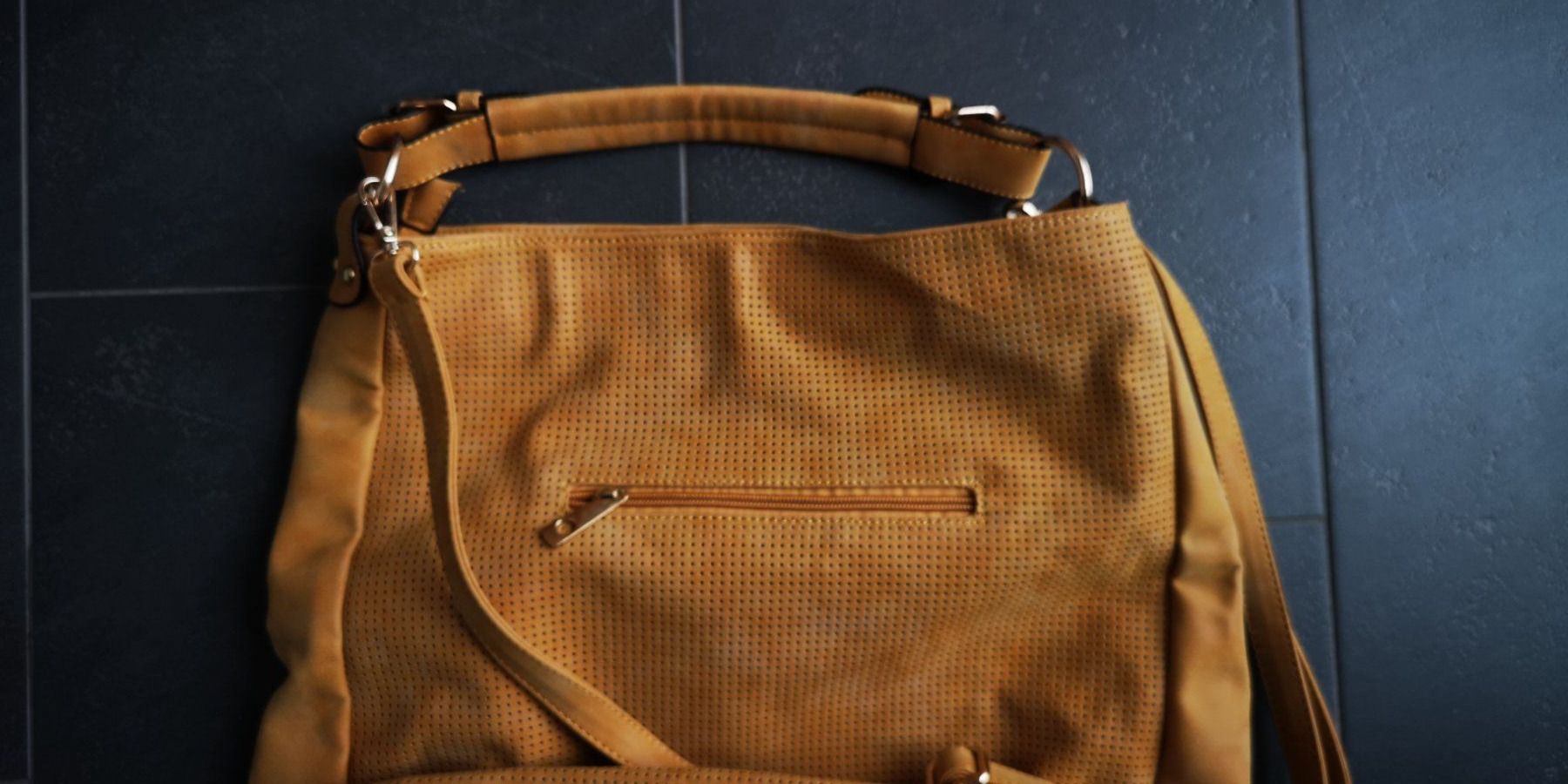 Borse da donna: Handtasche NEU – Nuovo (secondo la descrizione) da Rüti / ZH venduto da Diver40 1