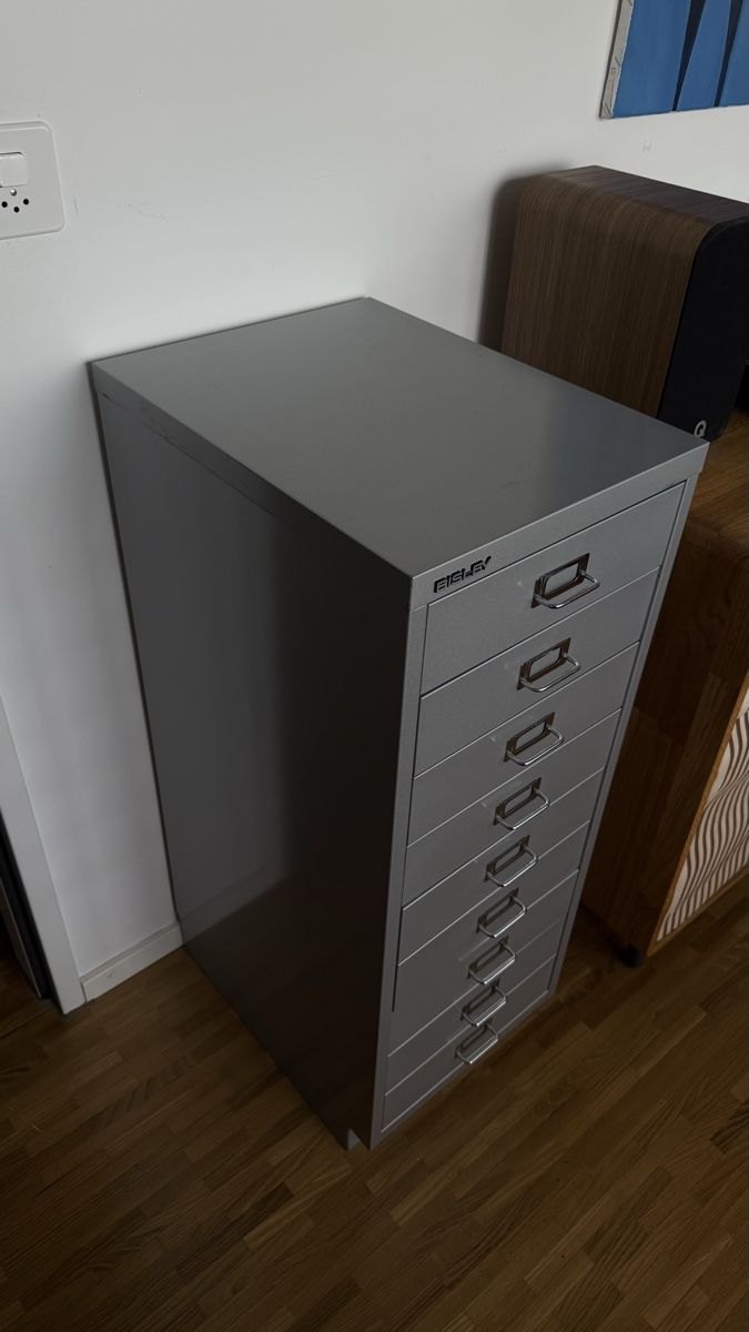 Kommoden: BISLEY Metallbüromöbel aus 1998 – Gebraucht aus Wiesendangen von Decorior 3