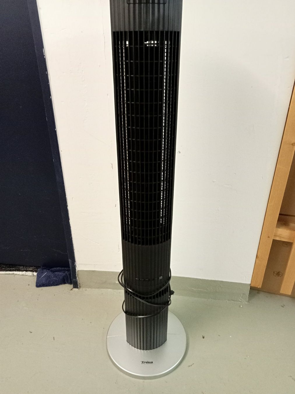 Trisa Ventilatori: Turmventilator zu Vermieten 4 Stück. – Usato da zürich venduto da Bsp1