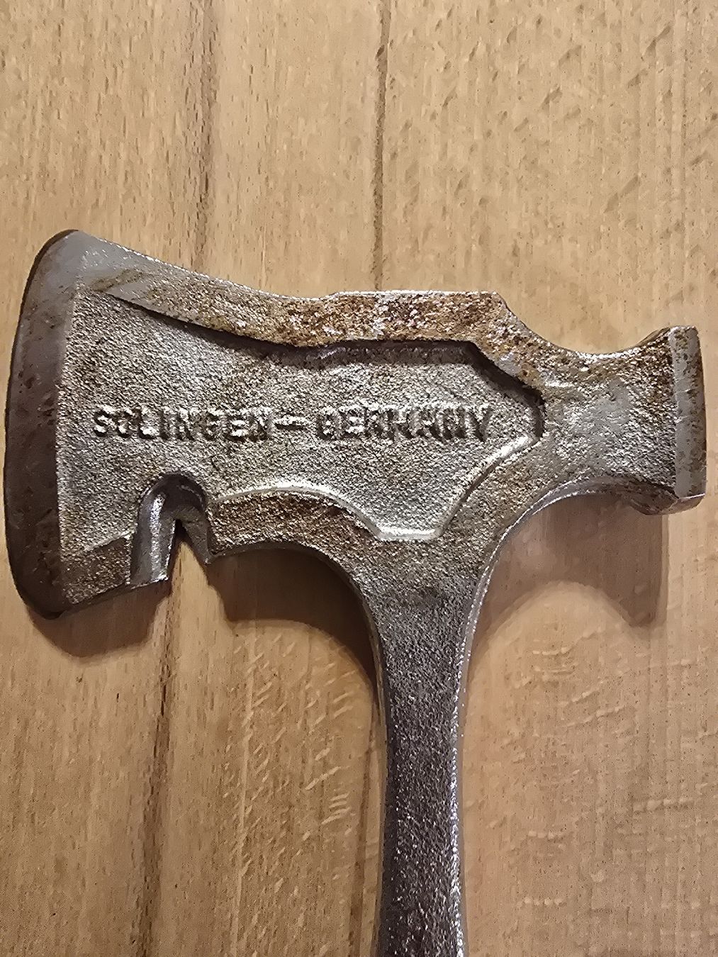 Tutti gli attrezzi: Multifunktionswerkzeug Beil Hammer Solingen gebraucht – Usato da Romanshorn venduto da car_hx67 1
