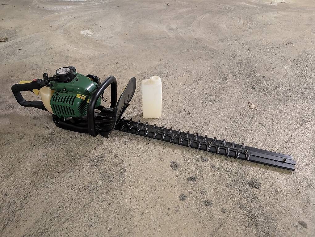 Alle Maschinen: Heckenschere Benzin Okay 2 T – Gebraucht aus Tobel von Streetfroggy