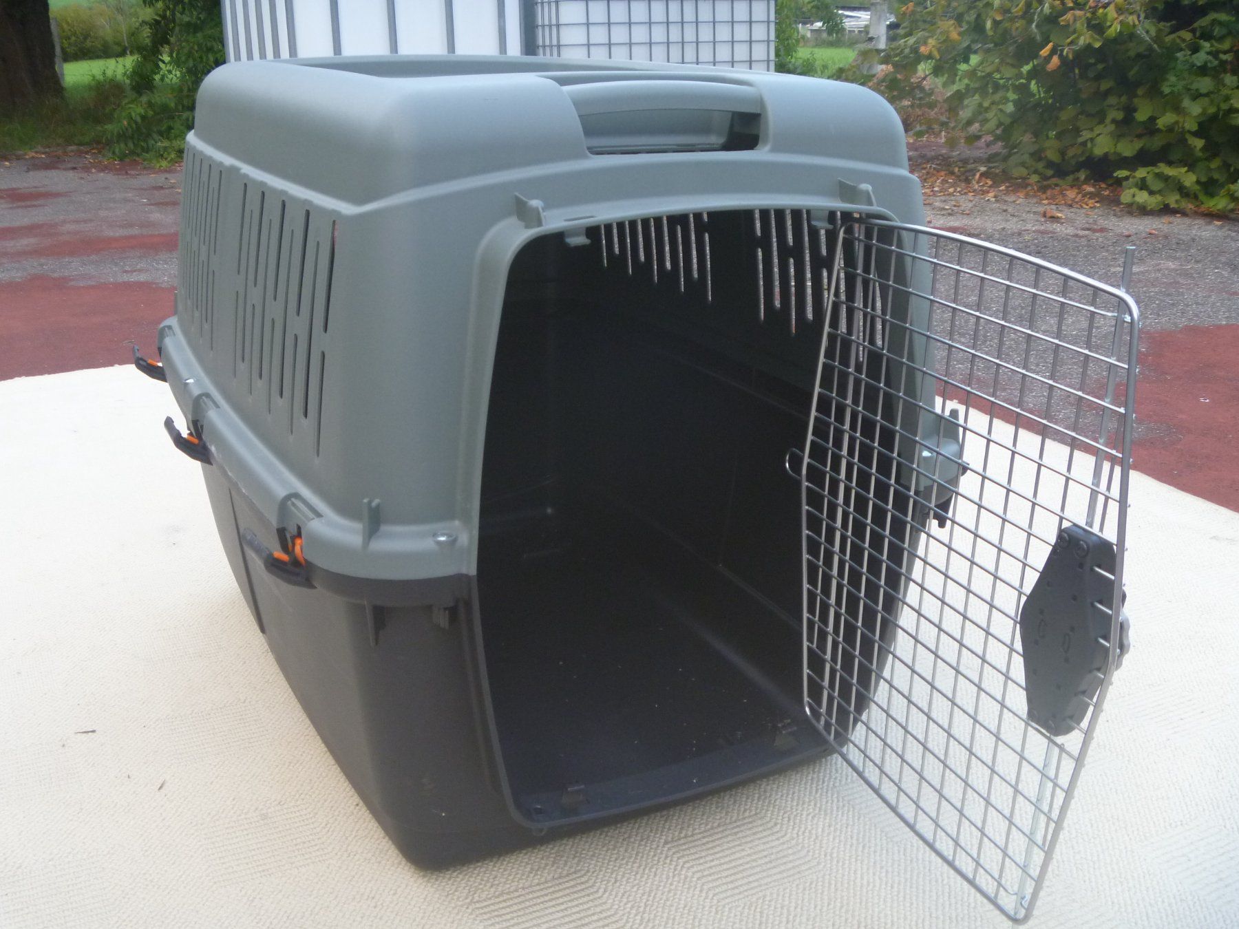 Käfige, Transport & Sicherheit: Hundebox – Gebraucht aus Rüti ZH von baumchen 4