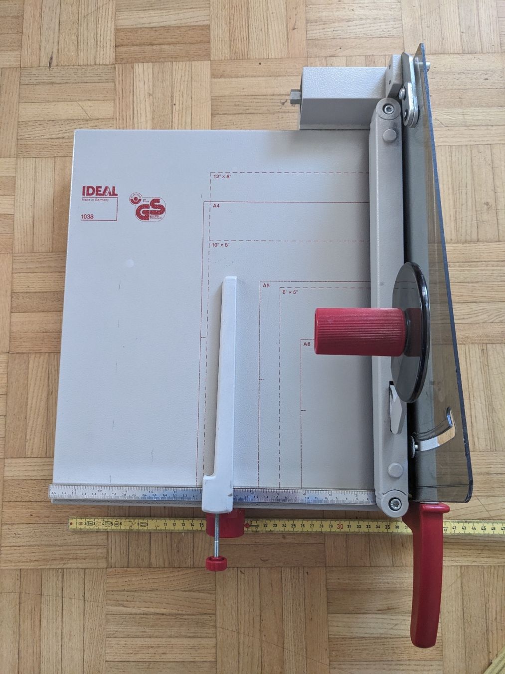 Alle Maschinen: Ideal 1038 Schneidmaschine – Gebraucht aus Zollikofen von