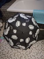 Verkaufe einen Kindrregenschirm der sich verfärbt