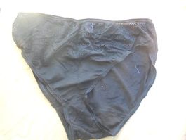 2 x Slip Schwarz mit Spitzen Gr. 44/46 NEU
