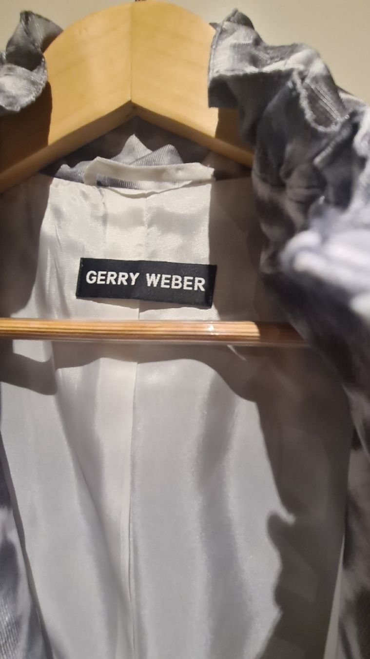 Gerry Weber Jacken: Gerry Weber Übergangsjacke Gr. 42, Leopardenmuster – Gebraucht aus Dussnang von Mak13 1