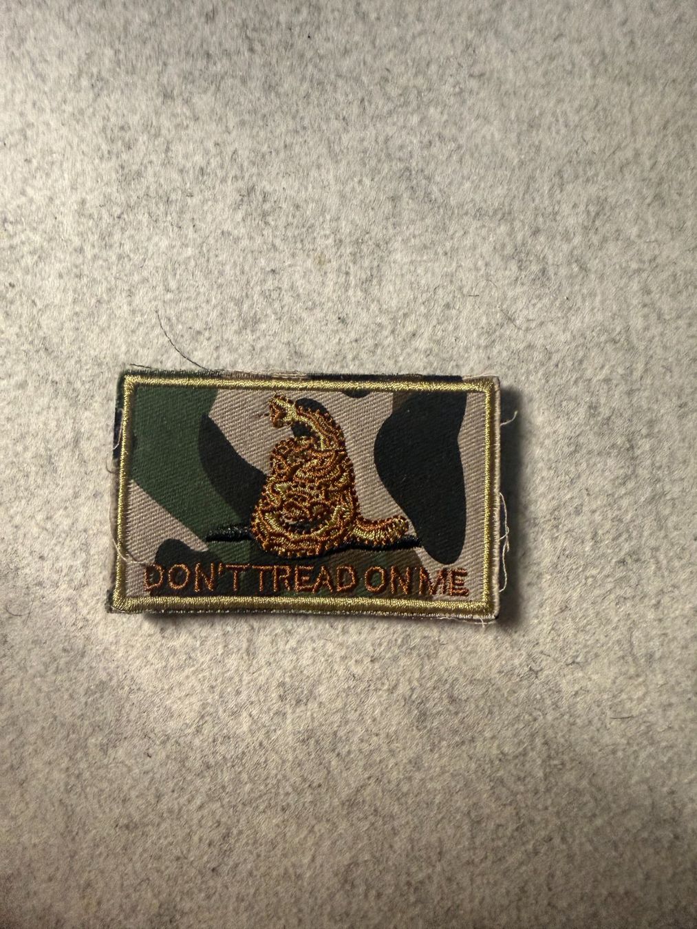 Plaquettes & Badges: Patch Velcro neuf – Neuf (Voir description) à Carouge GE par joey.79