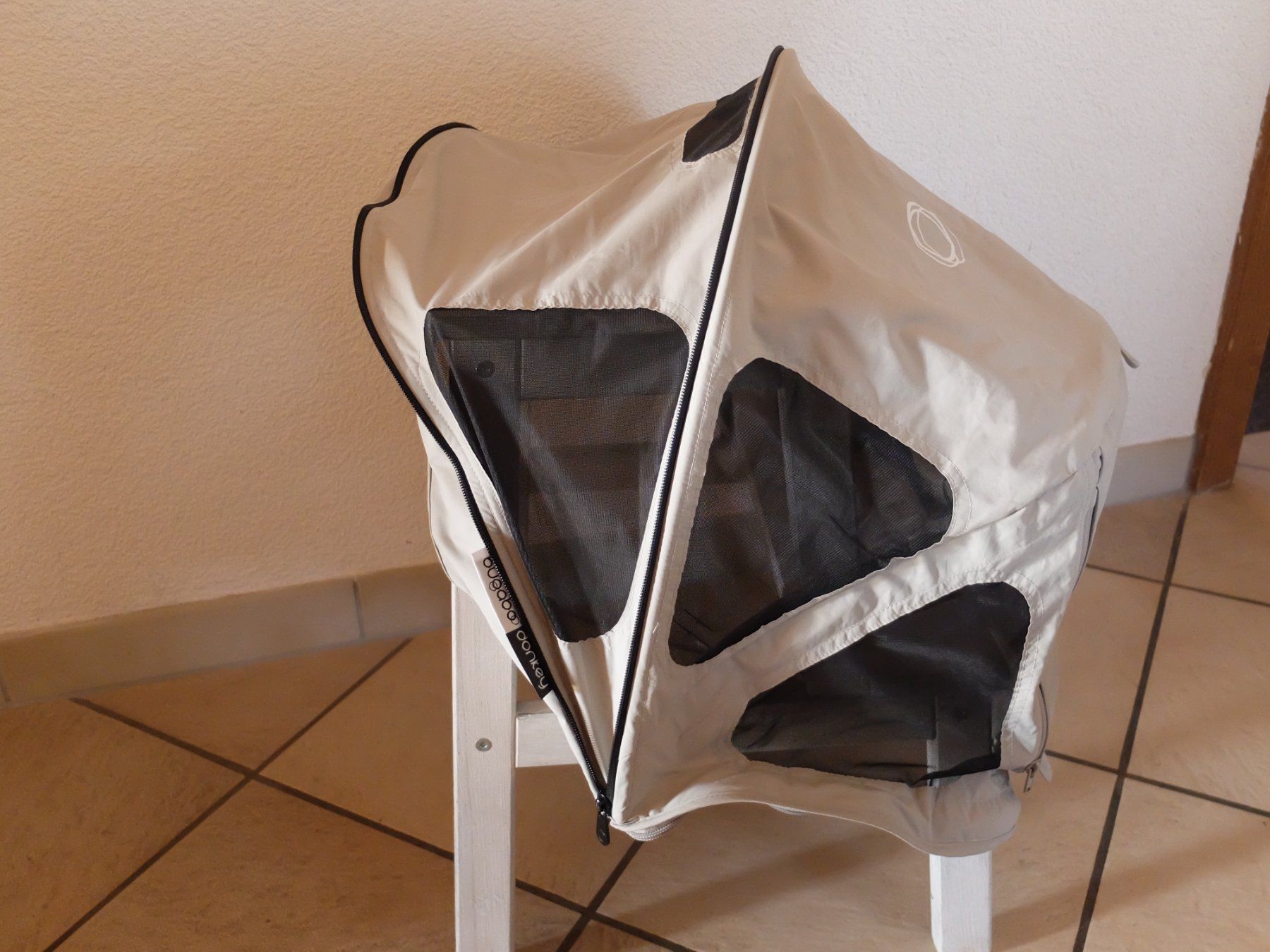 Bugaboo Carrozzine: Bugaboo Donkey Breezy Sun Canopy // Envoi / Versand OK – Usato da Les Breuleux venduto da malice_13